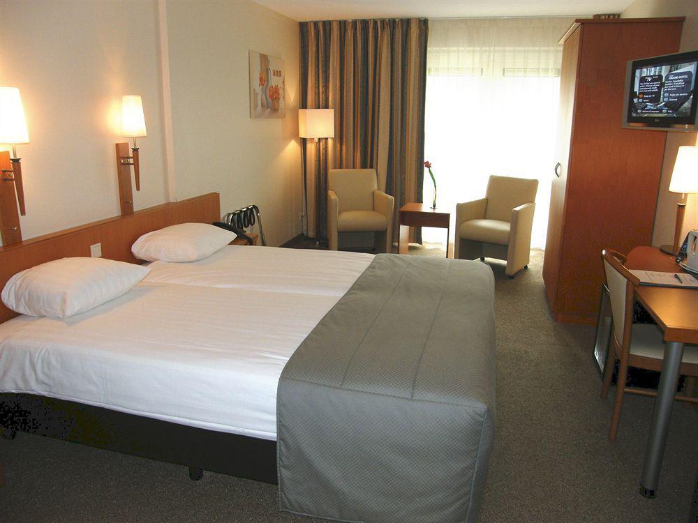 Hotel De Werelt Garderen Kültér fotó